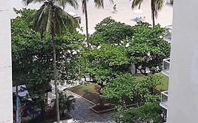 Lindo apartamento vista mar Pitangueiras Guaruja!